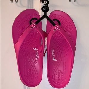 NEW Pink Sandle Cros